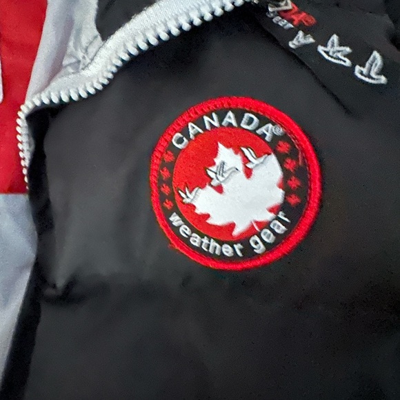 Canada Weather Gear Puffer Vest - Picture 3 of 4